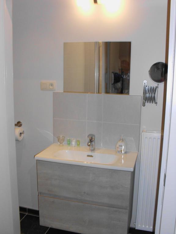 B&B De Oude Winning Riemst Habitación foto