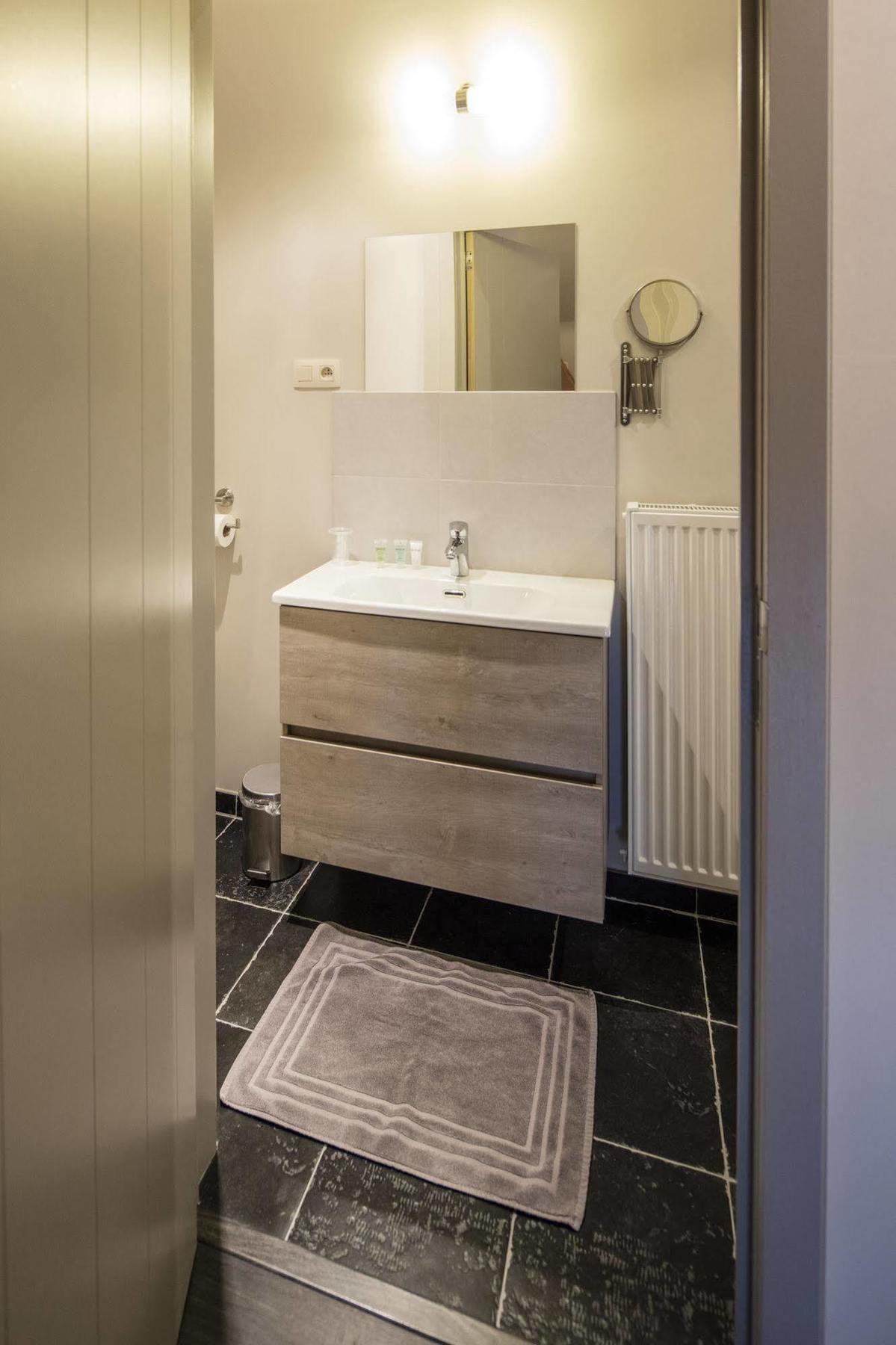 B&B De Oude Winning Riemst Exterior foto
