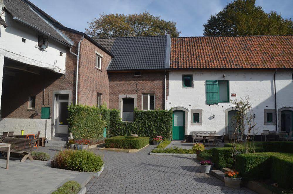 B&B De Oude Winning Riemst Exterior foto