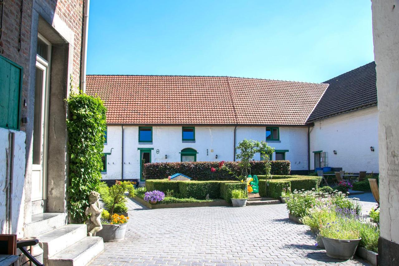 B&B De Oude Winning Riemst Exterior foto