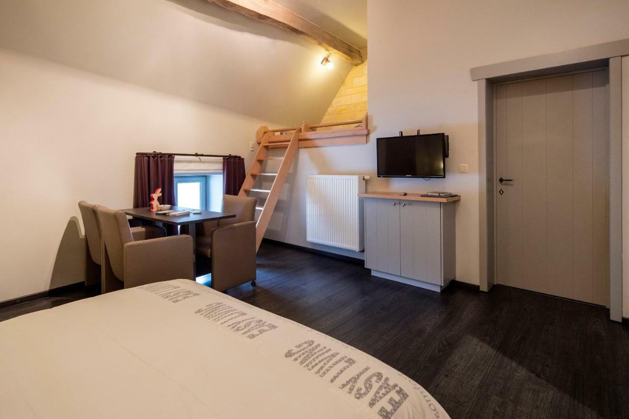 B&B De Oude Winning Riemst Exterior foto